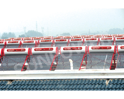 active compact vacuum tube solar water heater 