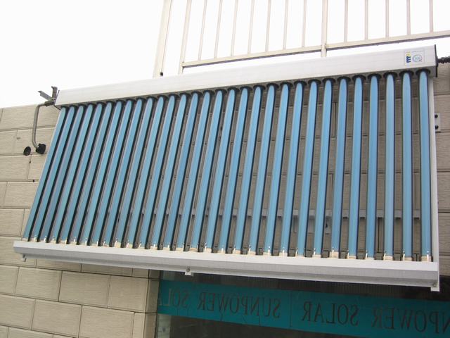 Balcony Heat Pipe Vacuum Tube Solar Water Heater