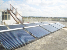 Separated Automatic heat pipe solar water heater